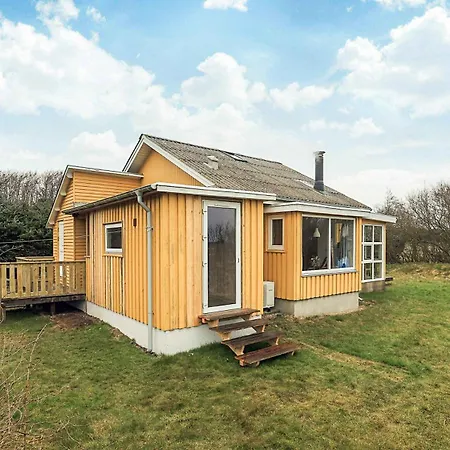 Feriehus Cozy With View Of Lyngs Drag *